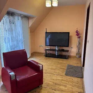 https://venis-house.plovdiv-hotels.com