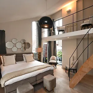 With A View Bed & Breakfast Gand